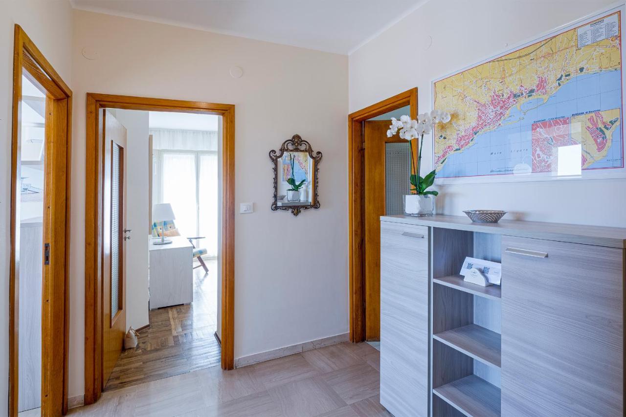 Tre Ponti Panoramic Seaview Apartment Sanremo Exterior photo