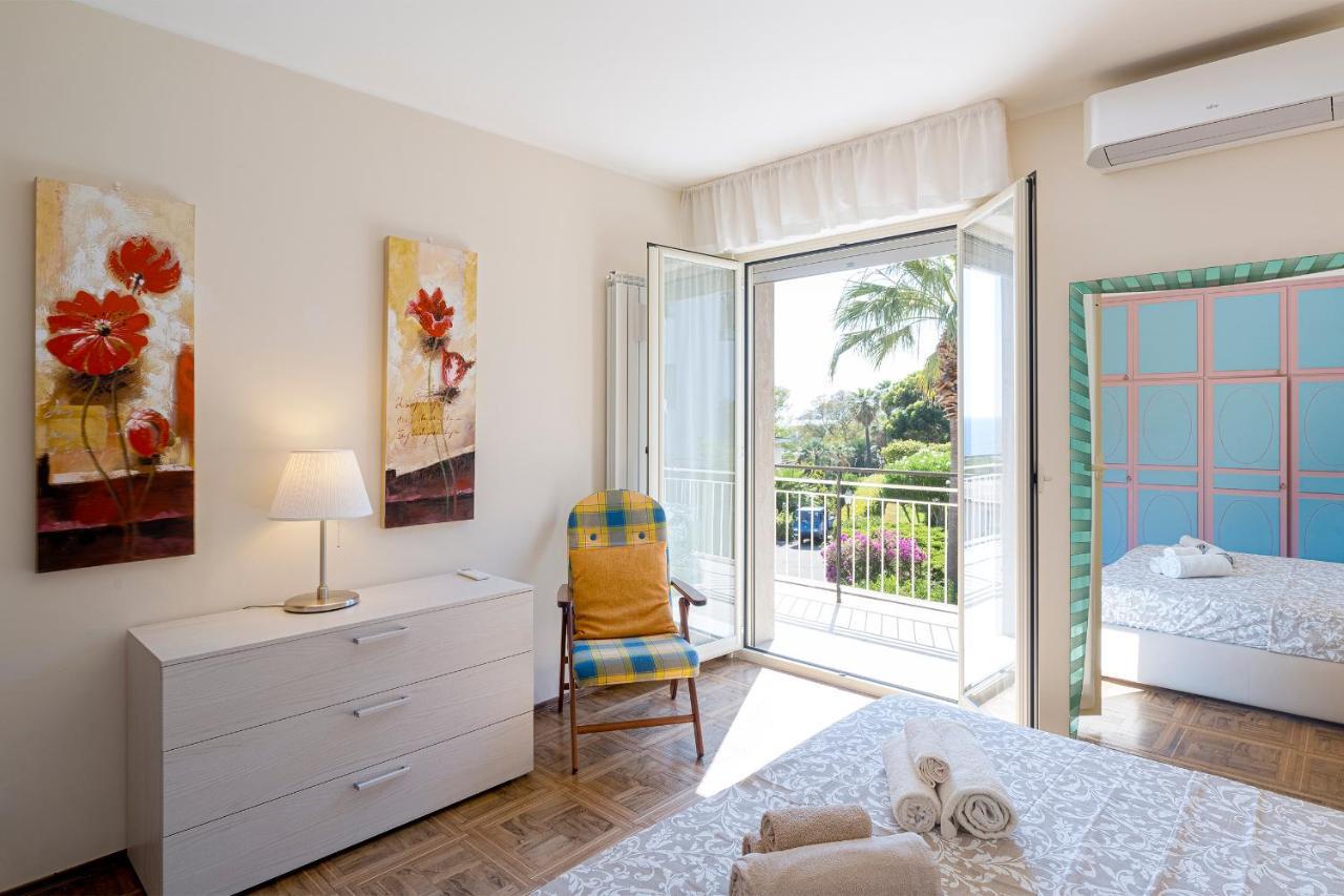 Tre Ponti Panoramic Seaview Apartment Sanremo Exterior photo